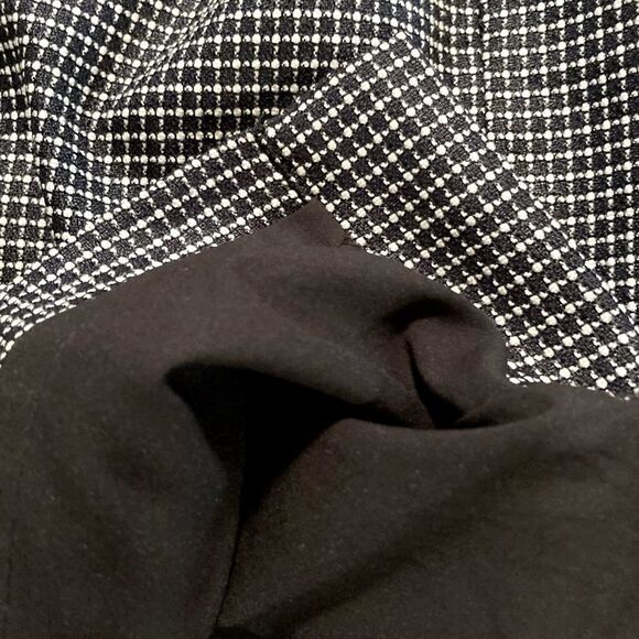 Ann Taylor Pencil Skirt Size 2 - Picture 8 of 8